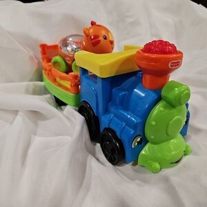 Fisher Price Little People Choo-Choo Zoo Train Talking And Engine Works
